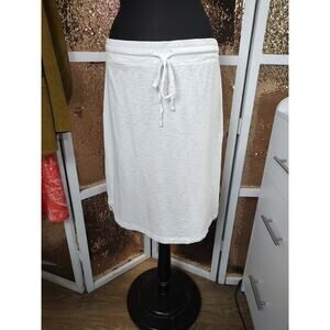 Mo-Do-Doc Skirt White